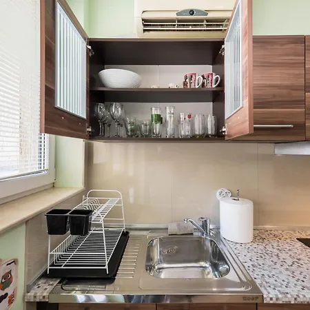 Galini Apartment-Top Center-Free Parking Space 바르나