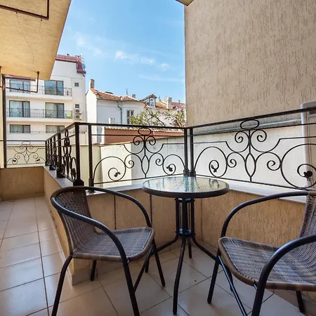 Galini Apartment-Top Center-Free Parking Space Апартамент *