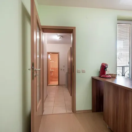 Апартамент Galini Apartment-Top Center-Free Parking Space Варна